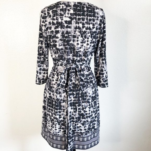 BCBGMaxAzria Petite Black White Gray Brush Stroke Surplice Faux Wrap Dress - Picture 3 of 13